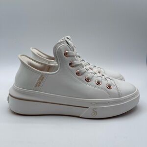 Skechers Womans SNOOP DOGG - OG Leather - WHITE / Hands Free Slip In /